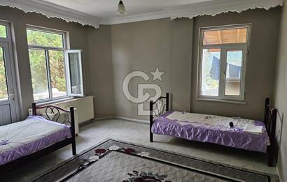 KAYTAZDEREDE 742 M2 ARSA İÇERİSİNDE SATILIK BAKIMLI TRİPLEKS VİLLA! 