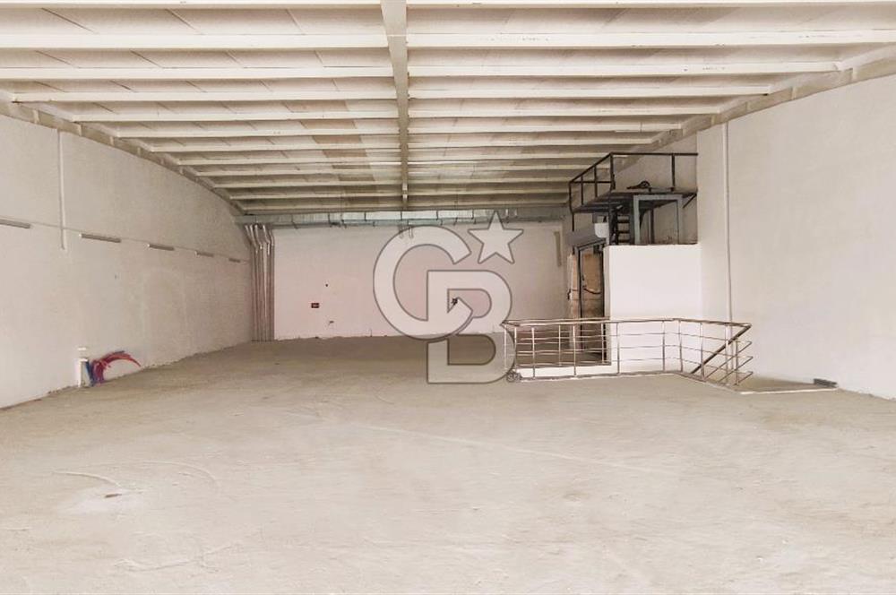 Serbest Bölge Girişinde Satılık 4 Katlı İşyeri 