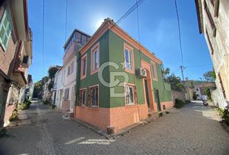 Ayvalık Macaronda Satılık Yeşil Rum Evi