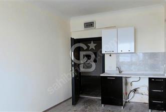 HAVAALANI YOLU ÜZERİNDE SİTE İÇERİSİNDE GÜVENLİKLİ 1+1 DAİRE