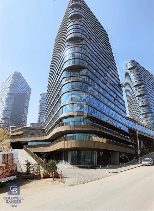 KADIKÖY NUHOĞLU YENİTEPE'DE B BLOK CADDE ÜZERİ 100 M2 DÜKKAN