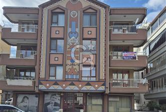 Çankaya İşçi Blokları'nda Merkezi Konumda 3+1 Kiralık Daire - 3 Cepheli, Geniş Balkonlu