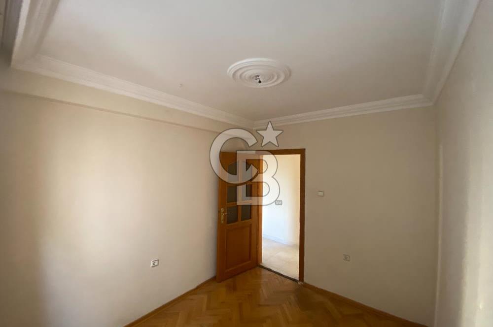 Çankaya İşçi Blokları'nda Merkezi Konumda 3+1 Kiralık Daire - 3 Cepheli, Geniş Balkonlu