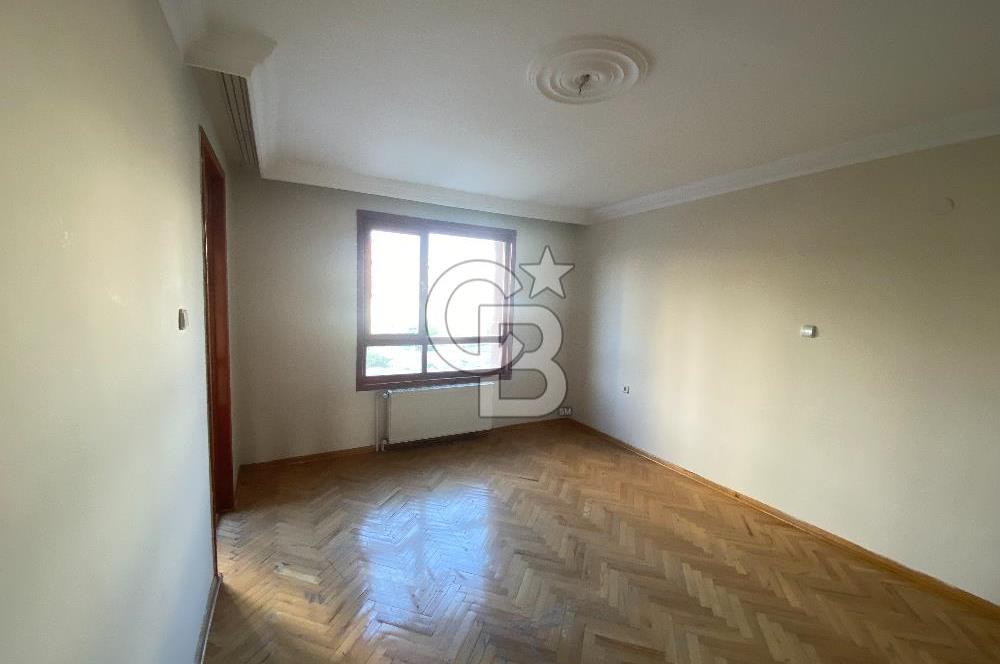 Çankaya İşçi Blokları'nda Merkezi Konumda 3+1 Kiralık Daire - 3 Cepheli, Geniş Balkonlu