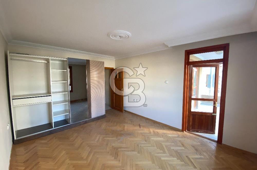 Çankaya İşçi Blokları'nda Merkezi Konumda 3+1 Kiralık Daire - 3 Cepheli, Geniş Balkonlu