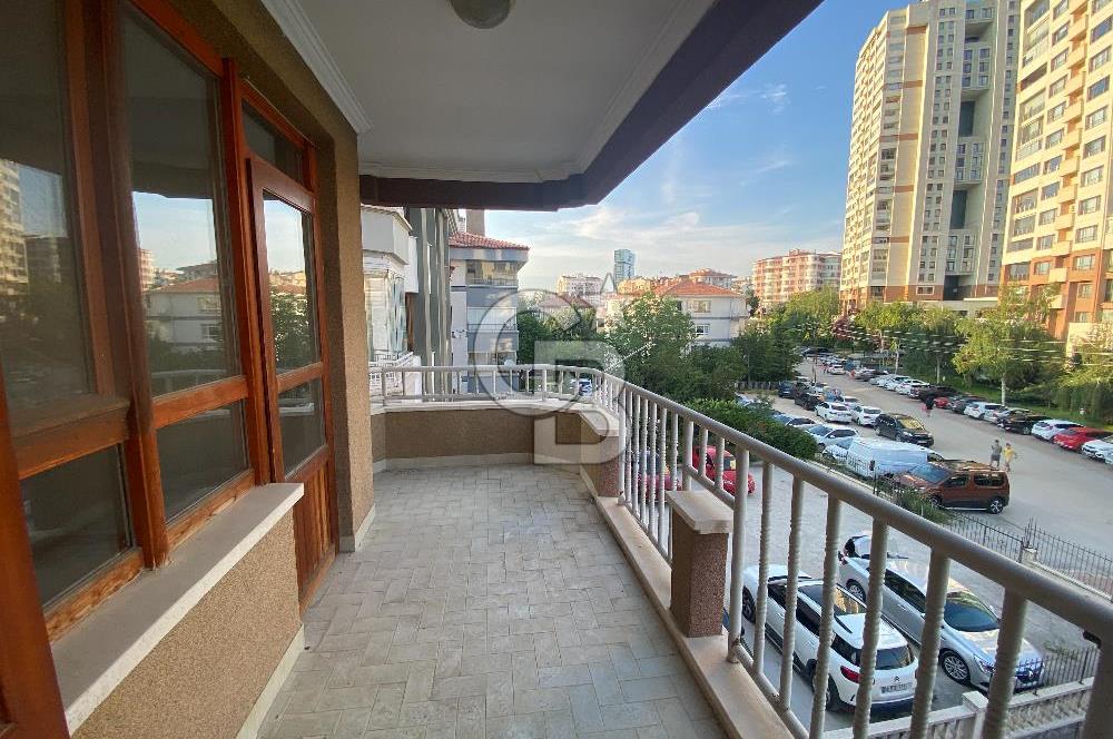 Çankaya İşçi Blokları'nda Merkezi Konumda 3+1 Kiralık Daire - 3 Cepheli, Geniş Balkonlu