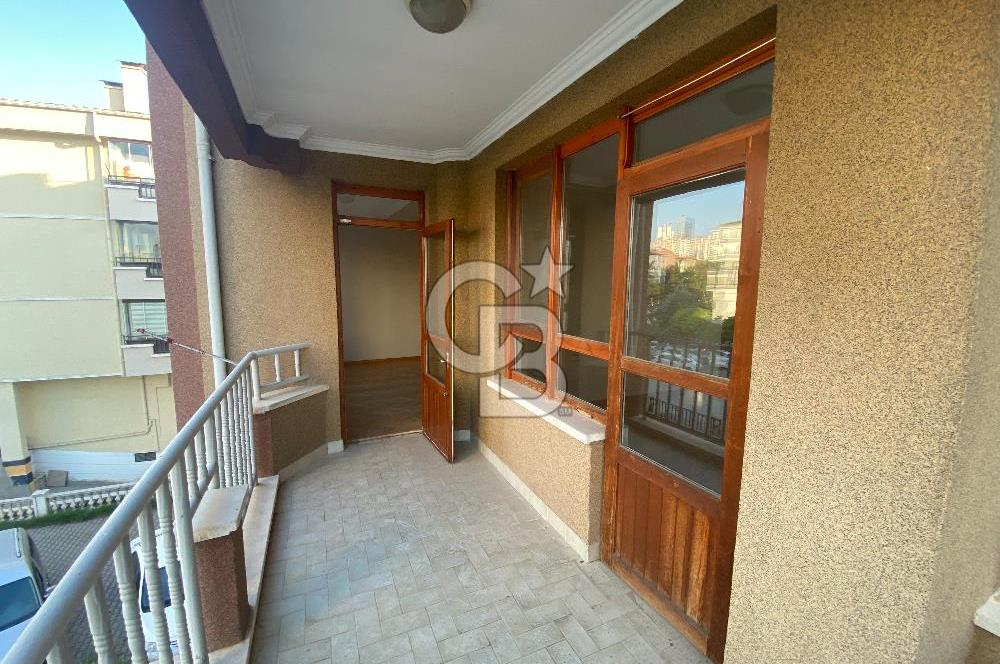 Çankaya İşçi Blokları'nda Merkezi Konumda 3+1 Kiralık Daire - 3 Cepheli, Geniş Balkonlu