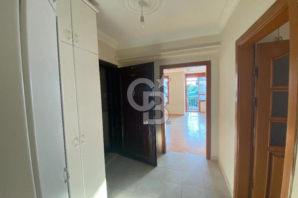 Çankaya İşçi Blokları'nda Merkezi Konumda 3+1 Kiralık Daire - 3 Cepheli, Geniş Balkonlu