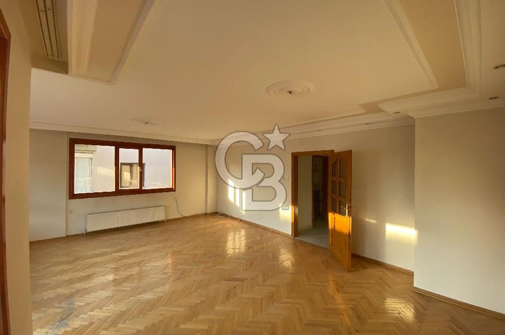Çankaya İşçi Blokları'nda Merkezi Konumda 3+1 Kiralık Daire - 3 Cepheli, Geniş Balkonlu