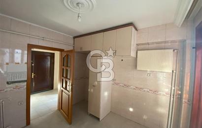 Çankaya İşçi Blokları'nda Merkezi Konumda 3+1 Kiralık Daire - 3 Cepheli, Geniş Balkonlu
