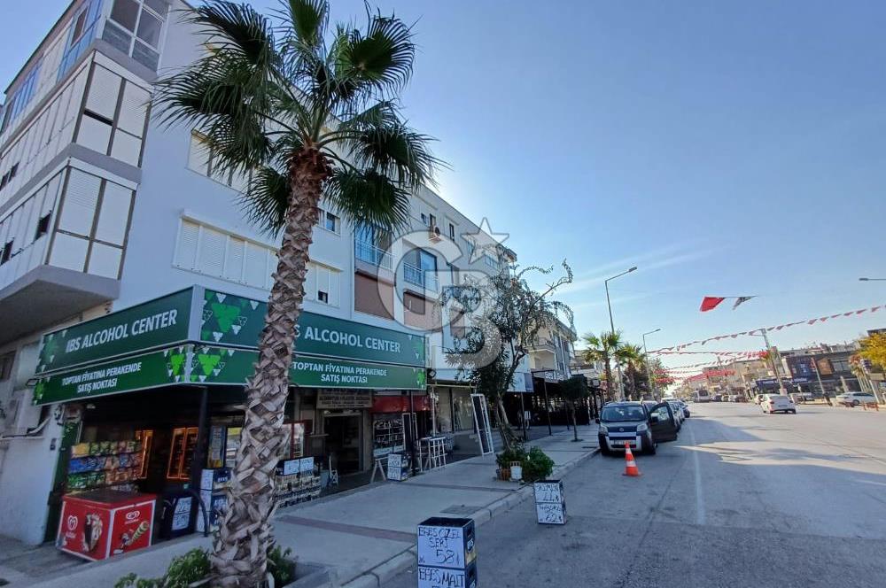 GÜZELBAHÇE SAHİLİNDE, DENİZ MANZARASINI GÖREN 140m² 3+1 DAİRE