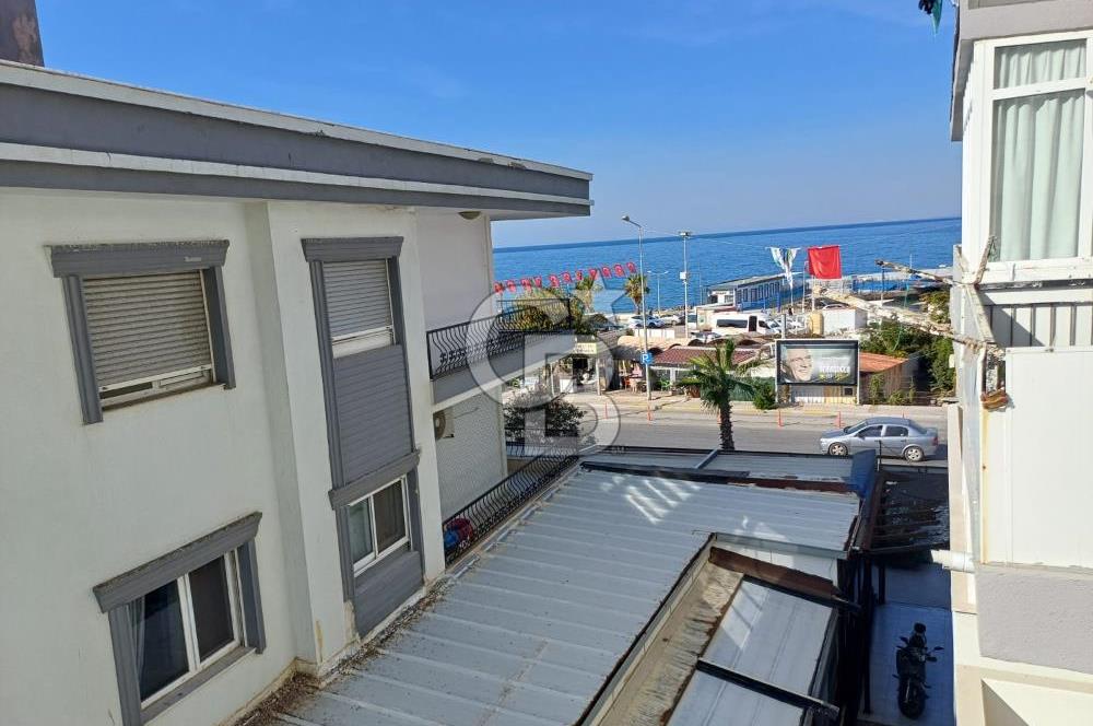 GÜZELBAHÇE SAHİLİNDE, DENİZ MANZARASINI GÖREN 140m² 3+1 DAİRE