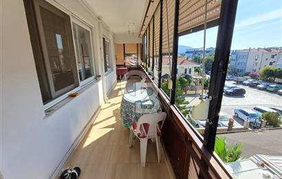 GÜZELBAHÇE SAHİLİNDE, DENİZ MANZARASINI GÖREN 140m² 3+1 DAİRE
