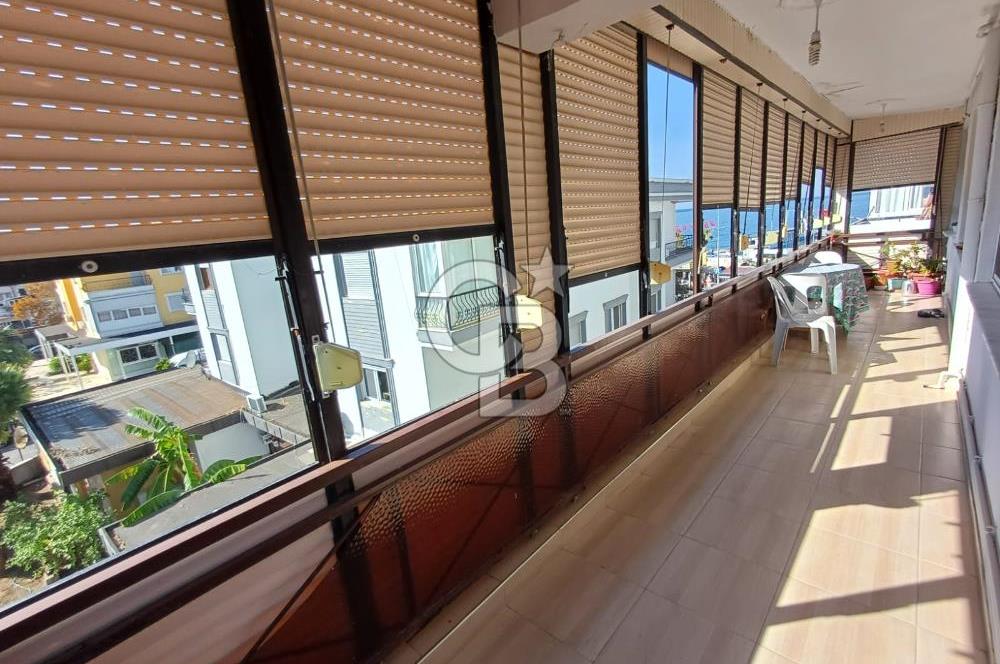 GÜZELBAHÇE SAHİLİNDE, DENİZ MANZARASINI GÖREN 140m² 3+1 DAİRE