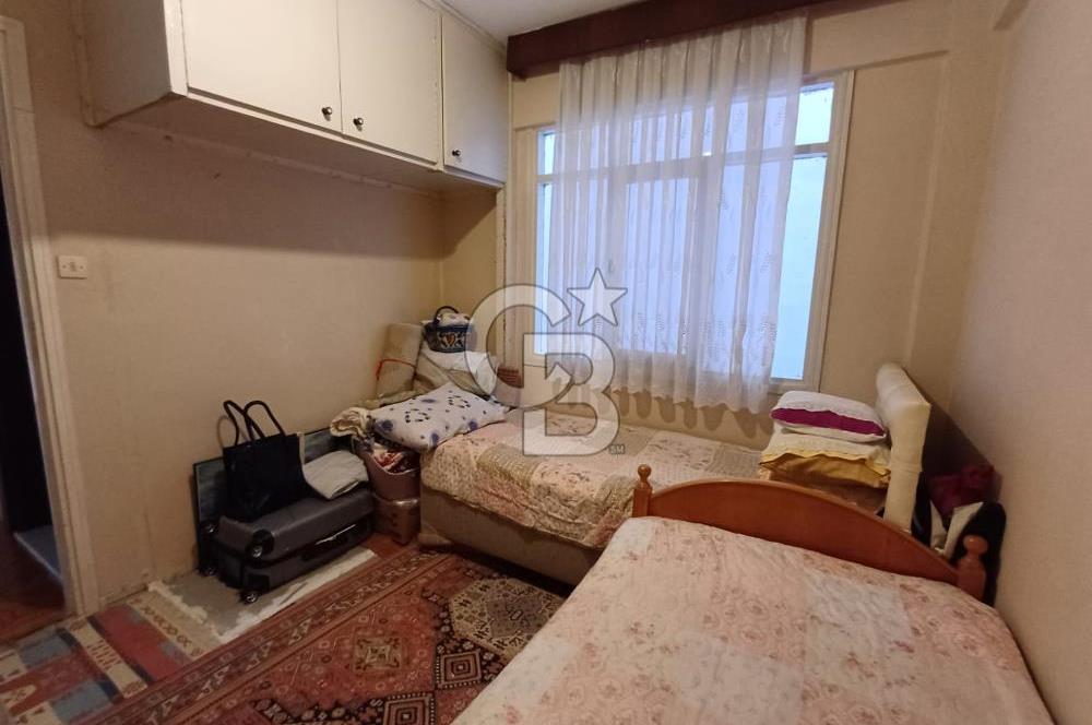 GÜZELBAHÇE SAHİLİNDE, DENİZ MANZARASINI GÖREN 140m² 3+1 DAİRE