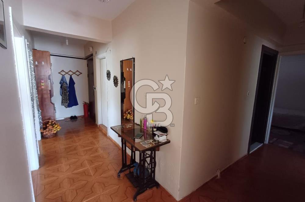 GÜZELBAHÇE SAHİLİNDE, DENİZ MANZARASINI GÖREN 140m² 3+1 DAİRE