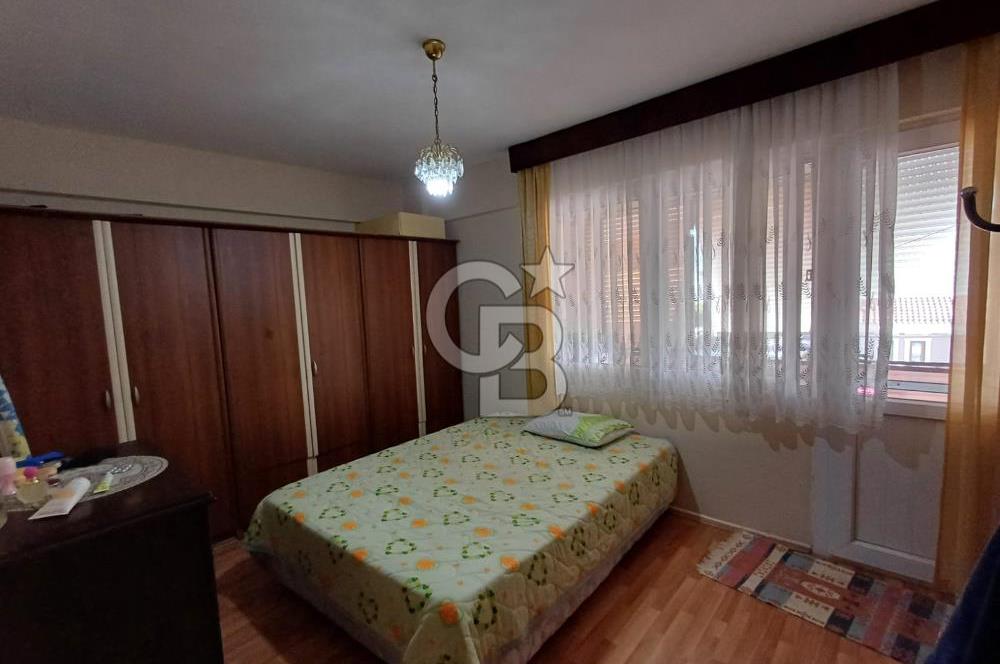 GÜZELBAHÇE SAHİLİNDE, DENİZ MANZARASINI GÖREN 140m² 3+1 DAİRE