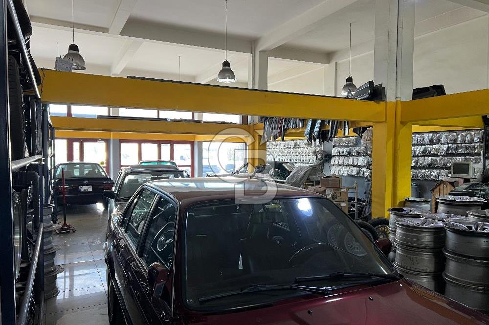 Bostancık Caddesi Üzerinde 300m2 Satılık Dükkan