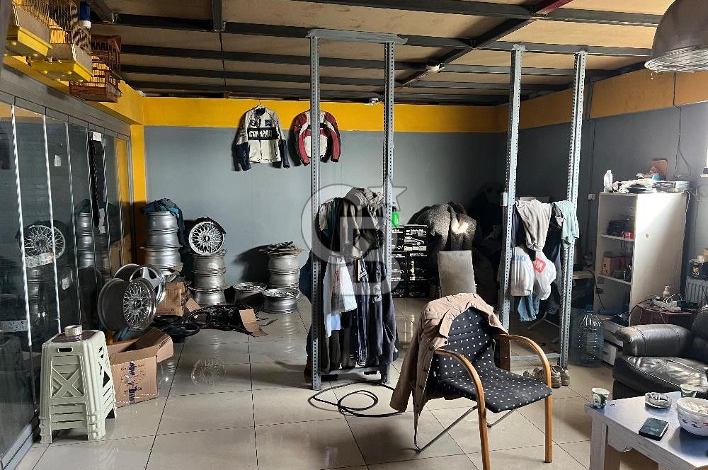 Bostancık Caddesi Üzerinde 300m2 Satılık Dükkan