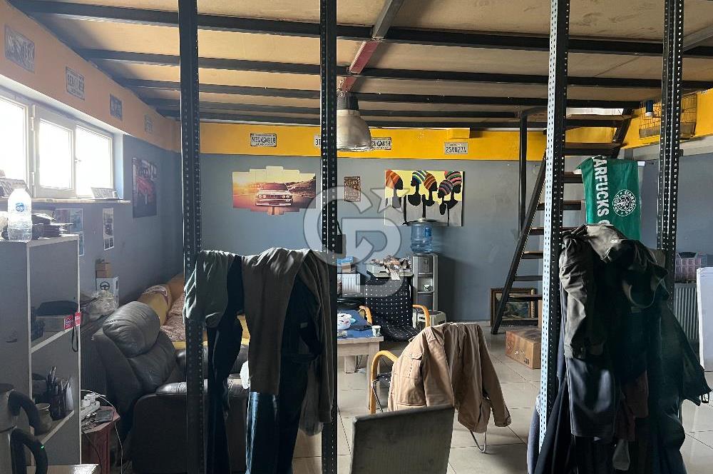 Bostancık Caddesi Üzerinde 300m2 Satılık Dükkan