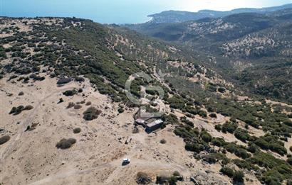AYVACIK BALABANLI'DA MİDİLLİ MANZARALI SATILIK EV , DAM VE BAHÇE