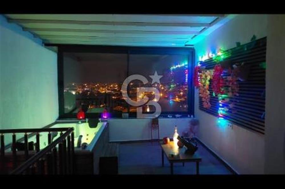URLA SANAT SOKAĞINA YÜRÜME MESAFESİNDE ŞÖMİNE JAKUZİLİ MÜSTAKİL TAŞ EV SATILIK