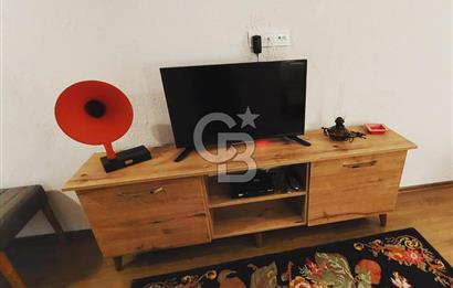URLA SANAT SOKAĞINA YÜRÜME MESAFESİNDE ŞÖMİNE JAKUZİLİ MÜSTAKİL TAŞ EV SATILIK