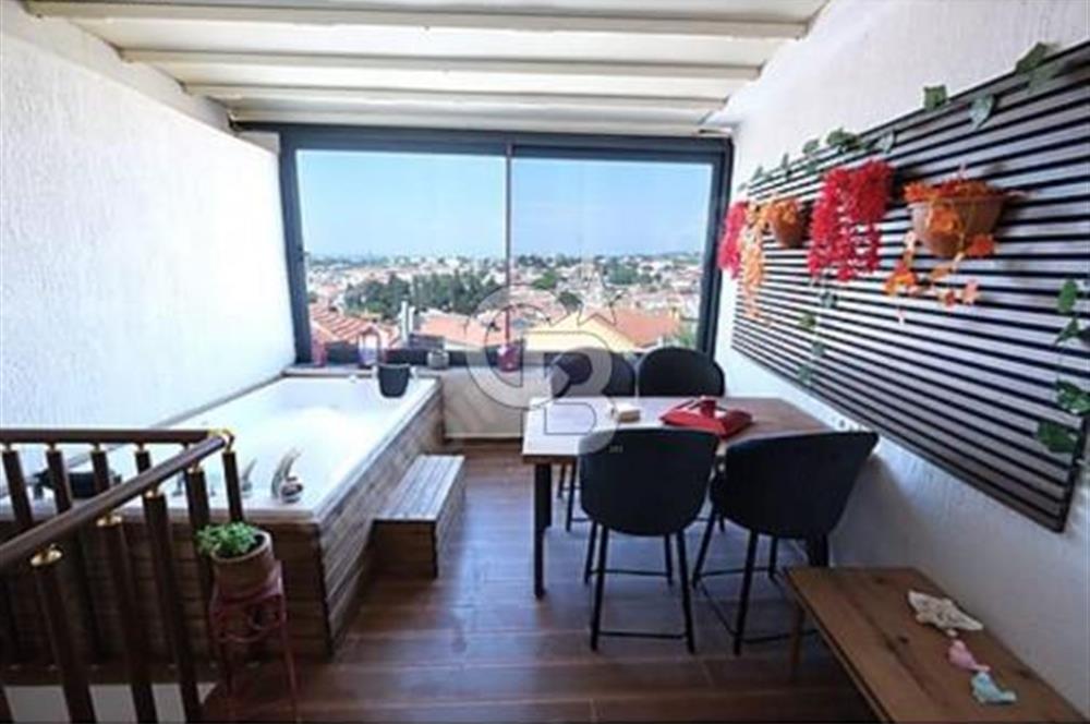 URLA SANAT SOKAĞINA YÜRÜME MESAFESİNDE ŞÖMİNE JAKUZİLİ MÜSTAKİL TAŞ EV SATILIK