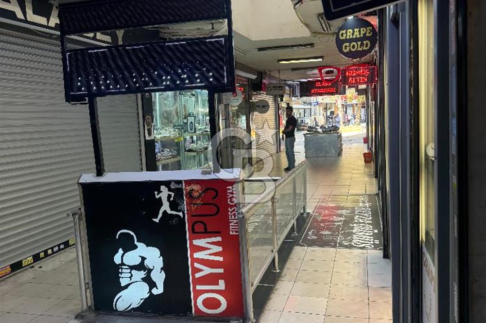MALTEPE GEÇİT PASAJINDA GİRİŞ KATI 19M2 SATILIK MAĞAZA / DÜKKAN