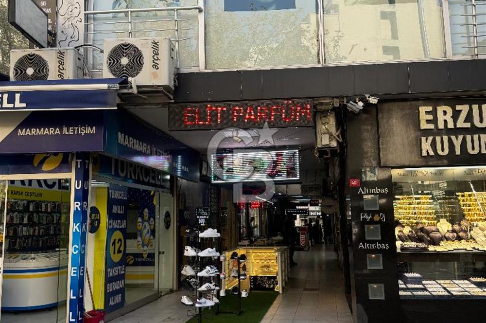 MALTEPE GEÇİT PASAJINDA GİRİŞ KATI 19M2 SATILIK MAĞAZA / DÜKKAN