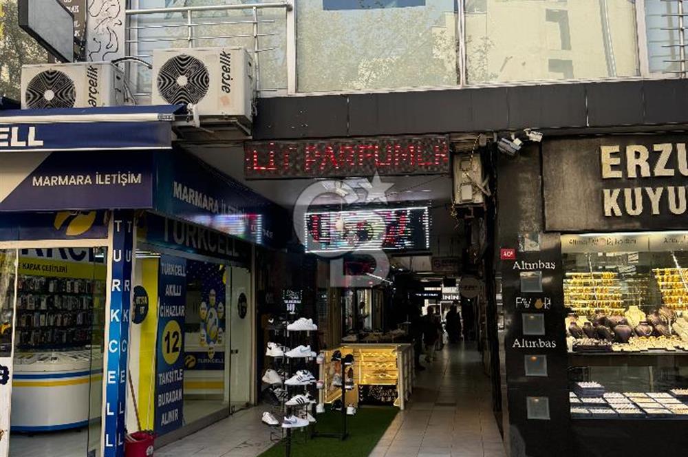 MALTEPE GEÇİT PASAJINDA GİRİŞ KATI 19M2 SATILIK MAĞAZA / DÜKKAN