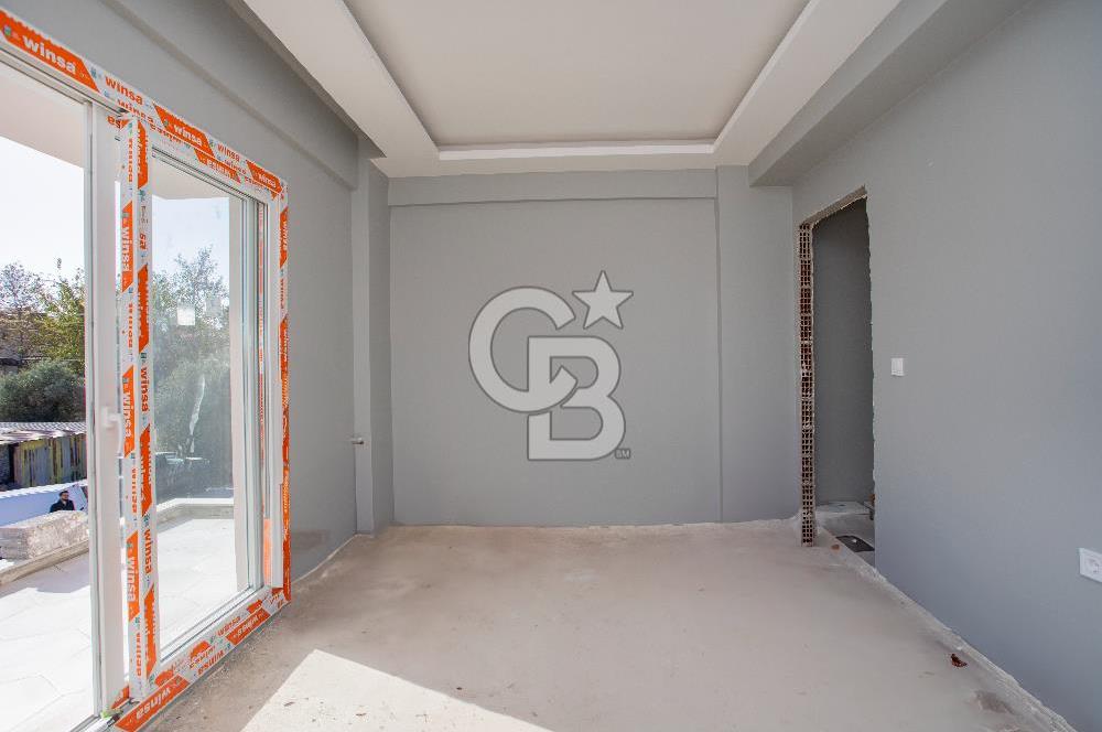 Foça Bağarası Kazım Dirik Mahallesinde Satılık 1+1 Dubleks Daire