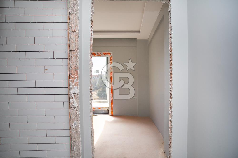 Foça Bağarası Kazım Dirik Mahallesinde Satılık 1+1 Dubleks Daire