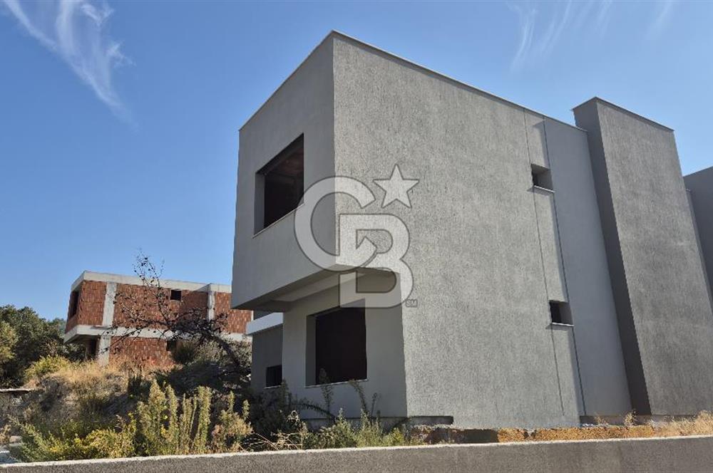 Urla 'ya 5 Km. Mesafede 6+2 Na Tamam Müstakil Villa