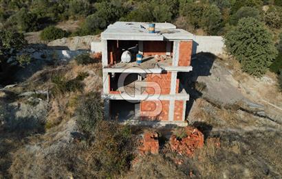 Urlaya 5 Kilometre Mesafede 6+2 Na Tamam Müstakil Villa