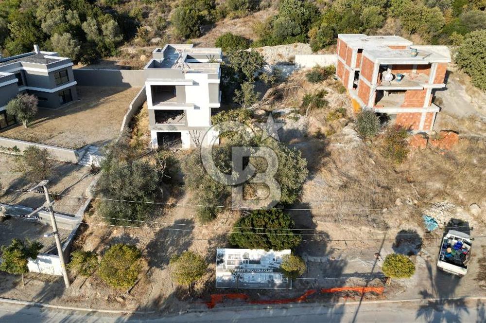 Urlaya 5 Kilometre Mesafede 6+2 Na Tamam Müstakil Villa