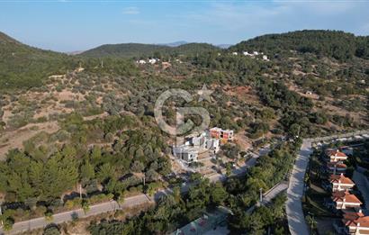 Urla 'ya 5 Km. Mesafede 6+2 Na Tamam Müstakil Villa