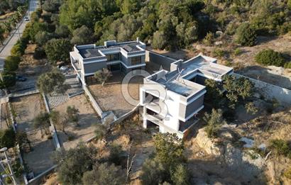 Urla 'ya 5 Km. Mesafede 6+2 Na Tamam Müstakil Villa