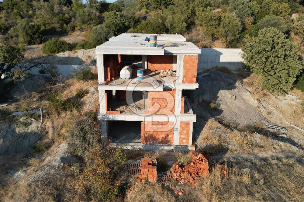 Urlaya 5 Kilometre Mesafede 6+2 Na Tamam Müstakil Villa