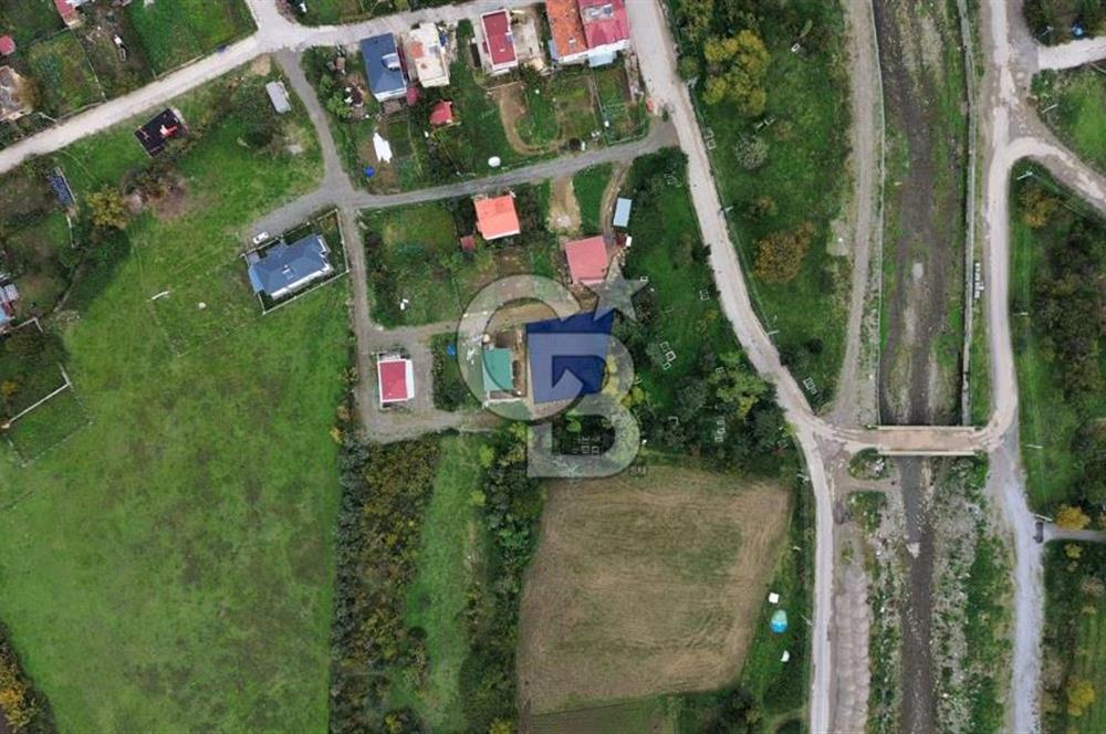YAKAKENT'TE SATILIK İMARLI VİLLA ARSASI