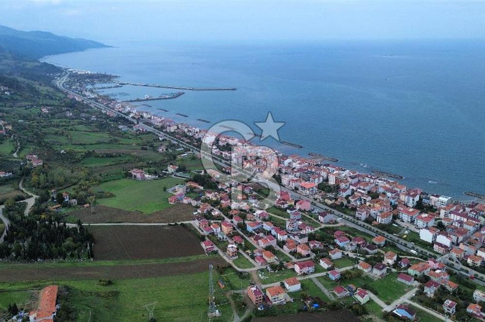 YAKAKENT'TE SATILIK İMARLI VİLLA ARSASI