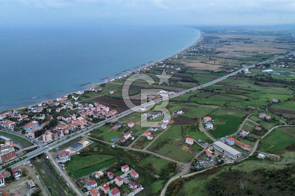 YAKAKENT'TE SATILIK İMARLI VİLLA ARSASI