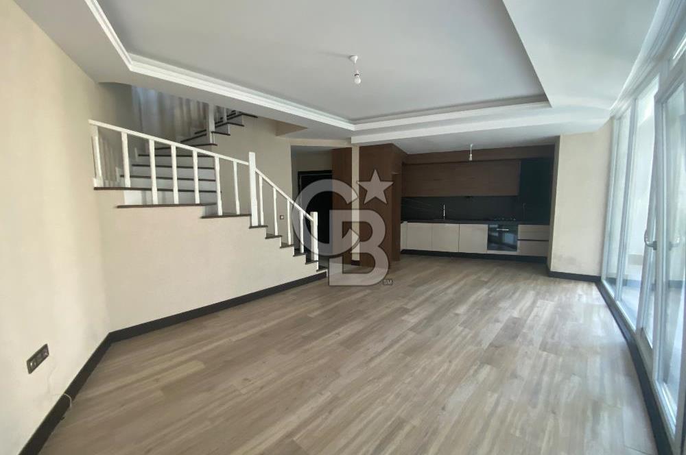Meva sitesi satılık 2+1 bahçe dubleksi 