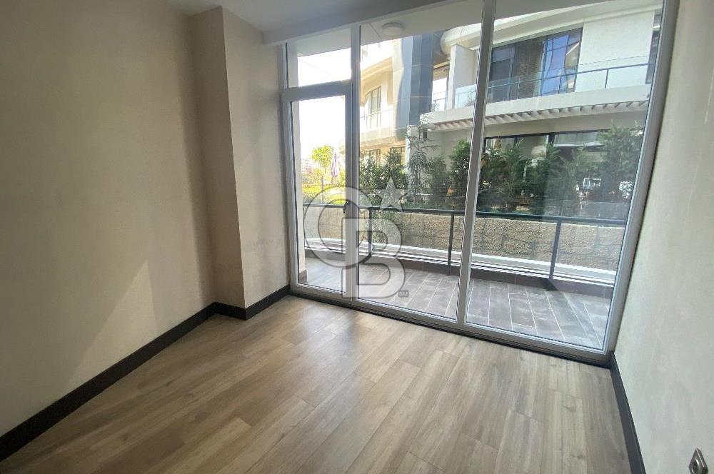 Meva sitesi satılık 2+1 bahçe dubleksi 