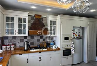 COLDWELL BANKER SAFİRDEN GÜNGÖR de SATILIK PREMIUM DAİRE