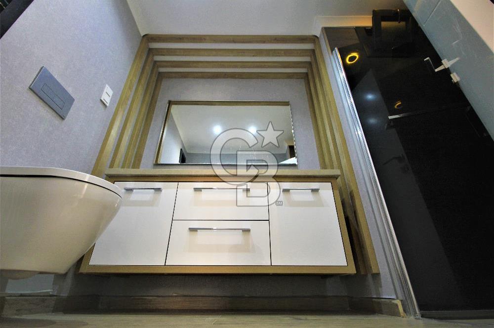 EDREMİT'İN EN PRESTİJLİ SİTESİNDE 4+1 BAHÇE KATI LÜKS DAİRE