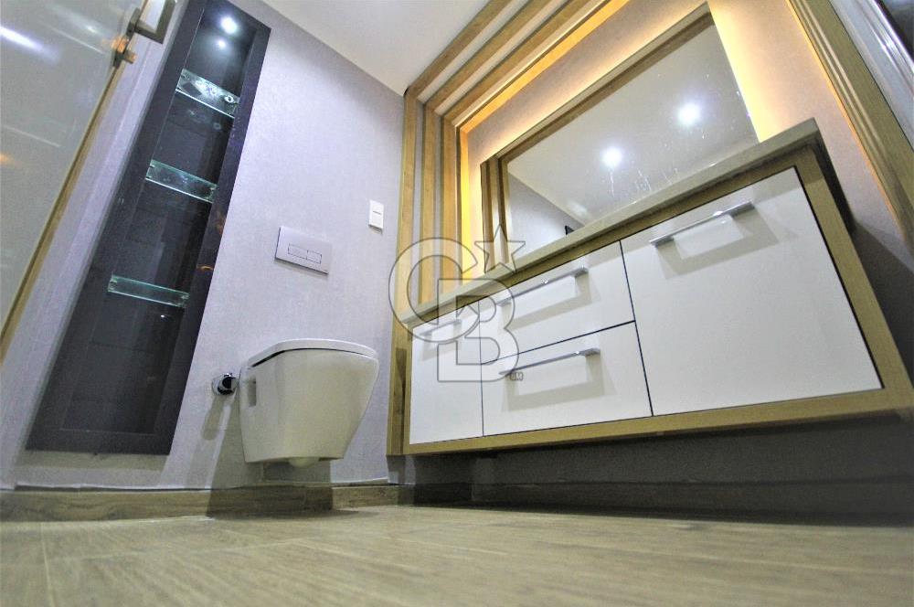 EDREMİT'İN EN PRESTİJLİ SİTESİNDE 4+1 BAHÇE KATI LÜKS DAİRE