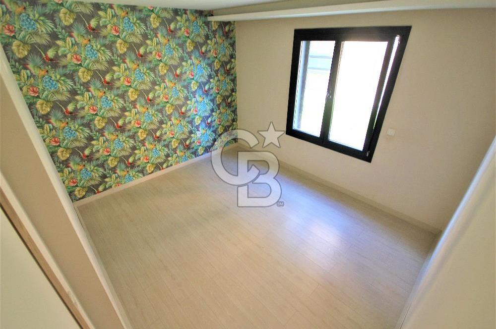 EDREMİT'İN EN PRESTİJLİ SİTESİNDE 4+1 BAHÇE KATI LÜKS DAİRE