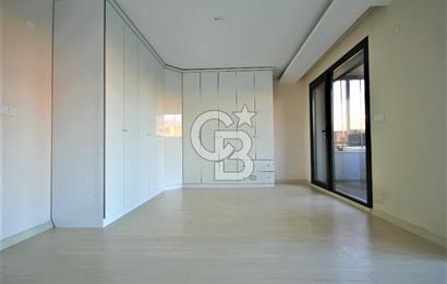 EDREMİT'İN EN PRESTİJLİ SİTESİNDE 4+1 BAHÇE KATI LÜKS DAİRE