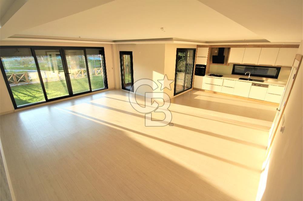 EDREMİT'İN EN PRESTİJLİ SİTESİNDE 4+1 BAHÇE KATI LÜKS DAİRE